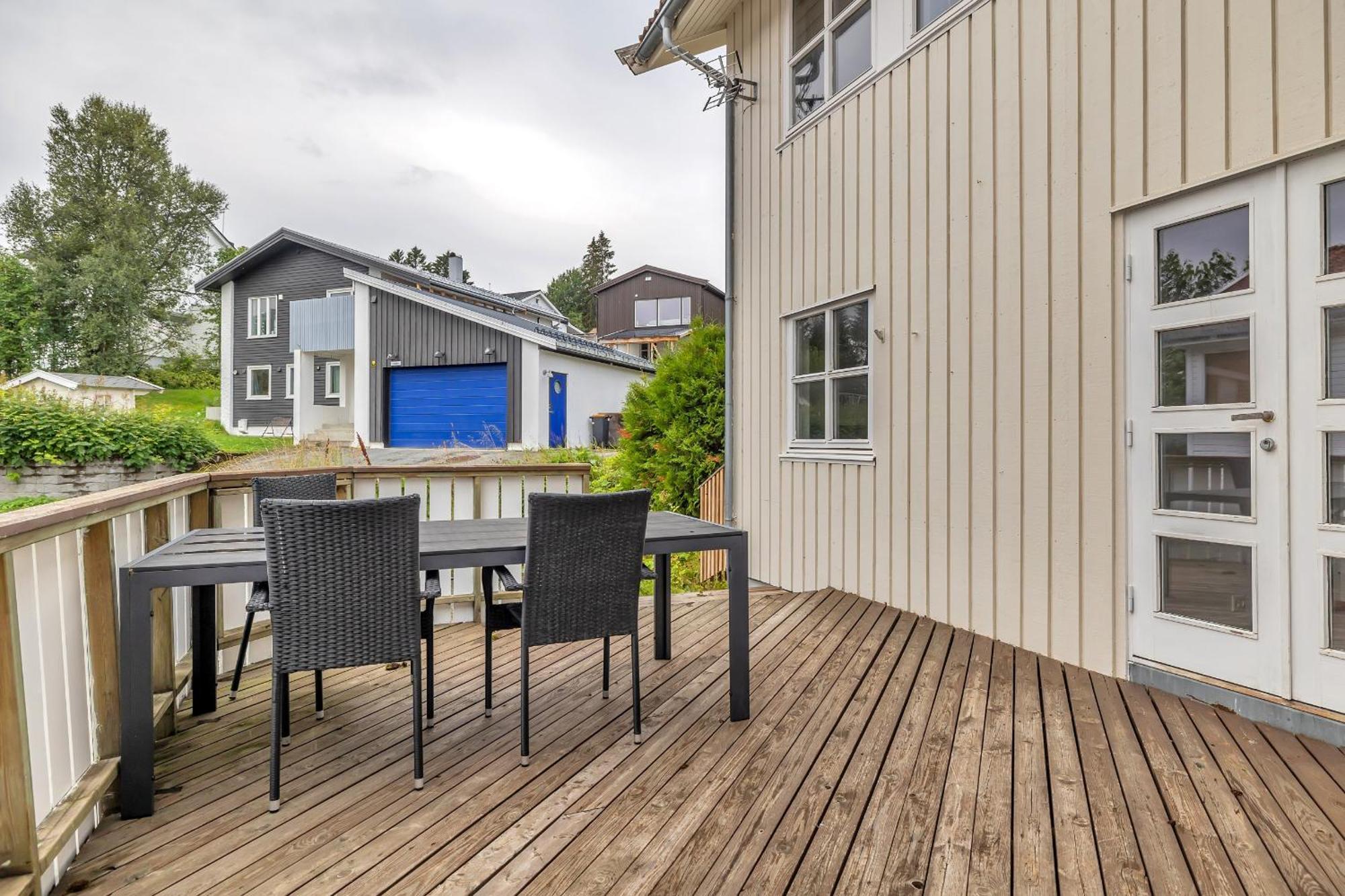 Central Large Modern House With A View Tromsø Dış mekan fotoğraf